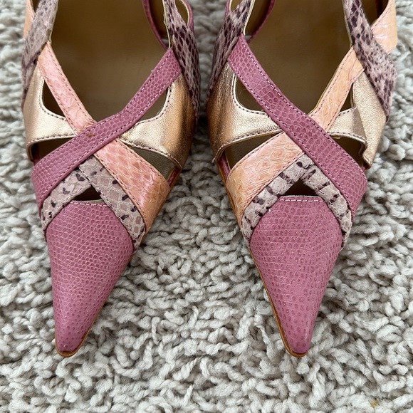 Multicolored, mauve gold peach snake print, pointed toe, lower heel pumps - Picture 2 of 14